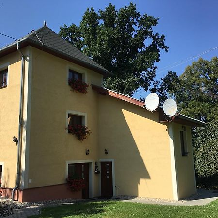 Penzion Pri Kastieli Zaturcie Martin Exterior foto